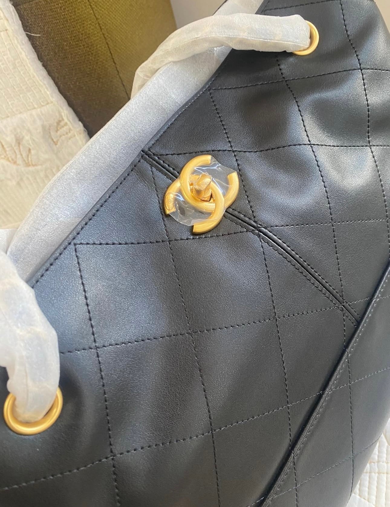 Coco SHOPPING BAG Calfskin & Gold-Tone Metal Black