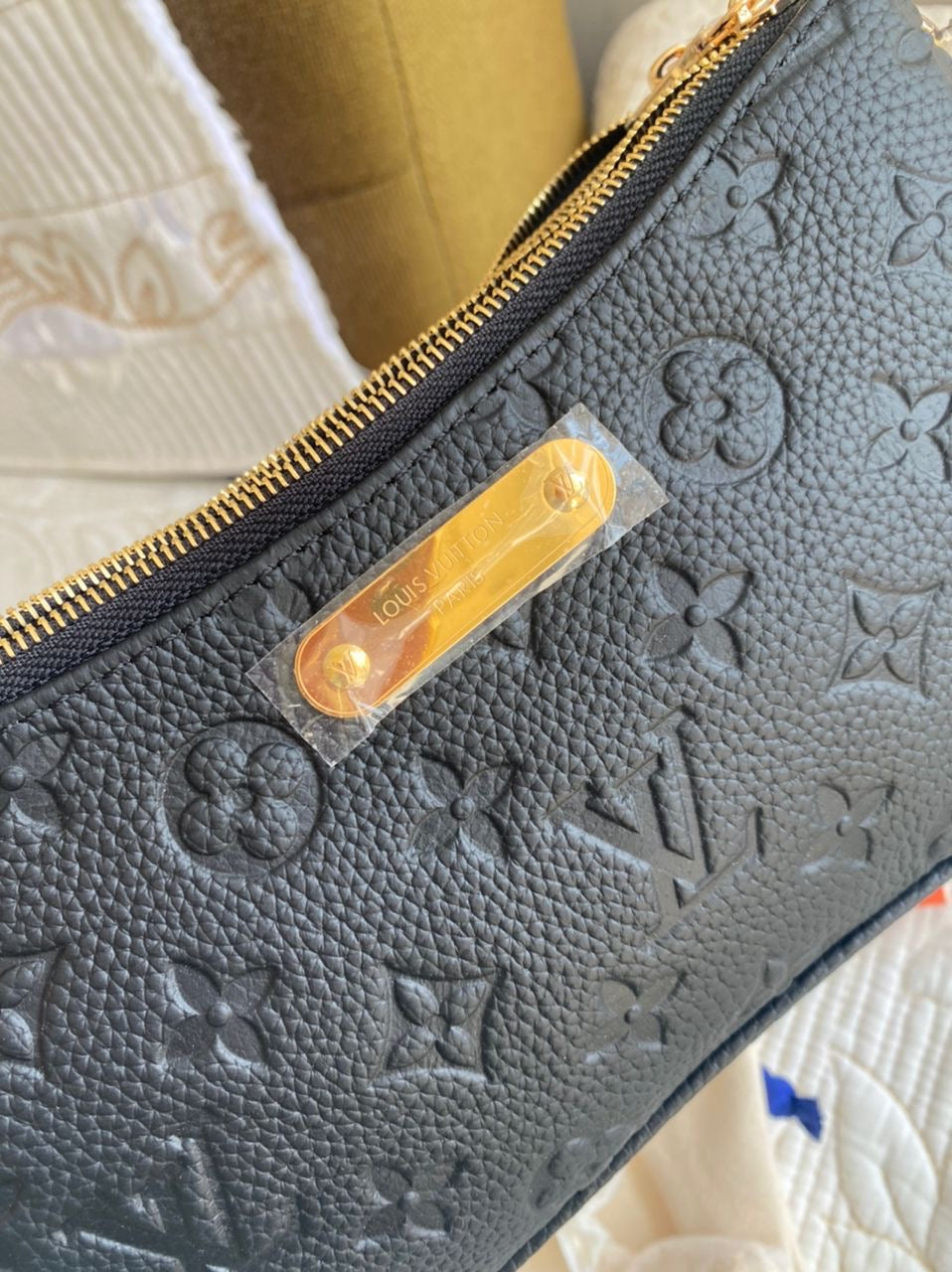 Liv Pochette