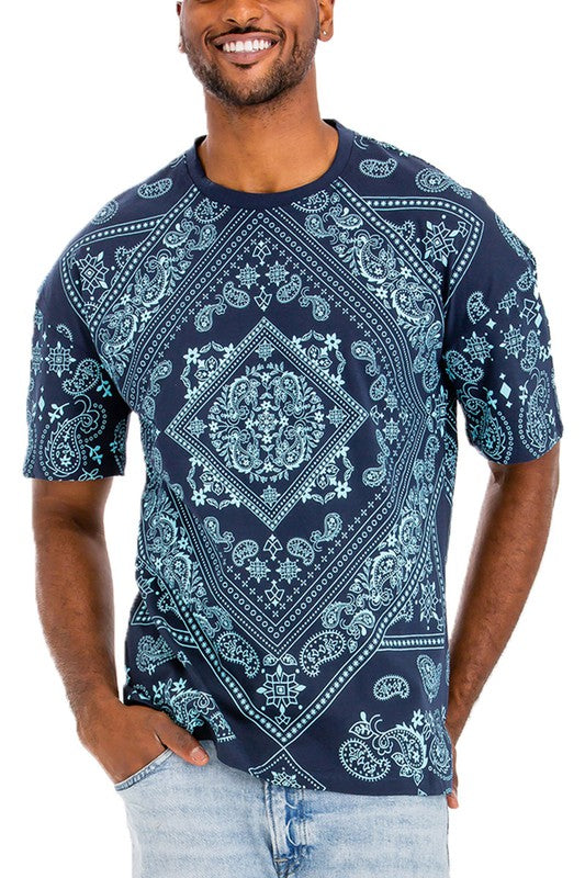Camiseta con estampado de bandana para hombre