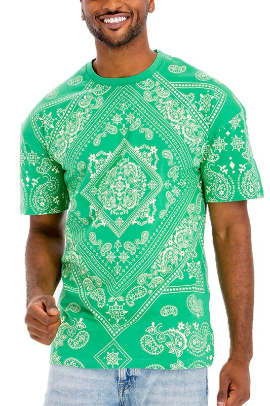 Camiseta con estampado de bandana para hombre