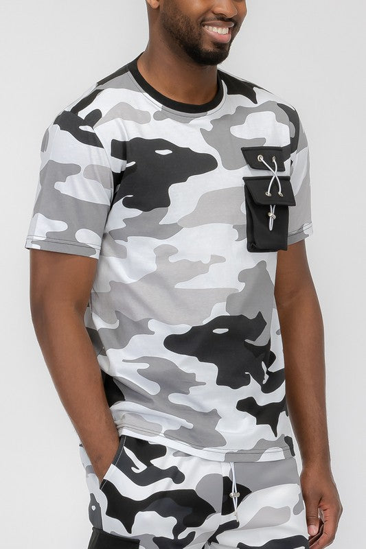 Camiseta de manga corta de camuflaje completo