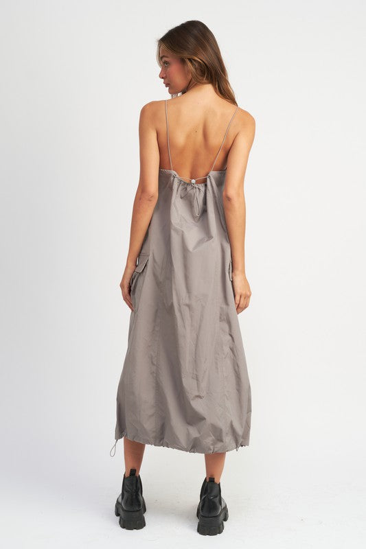 VESTIDO UTILIDAD CON TIRANTES ESPAGUETIS