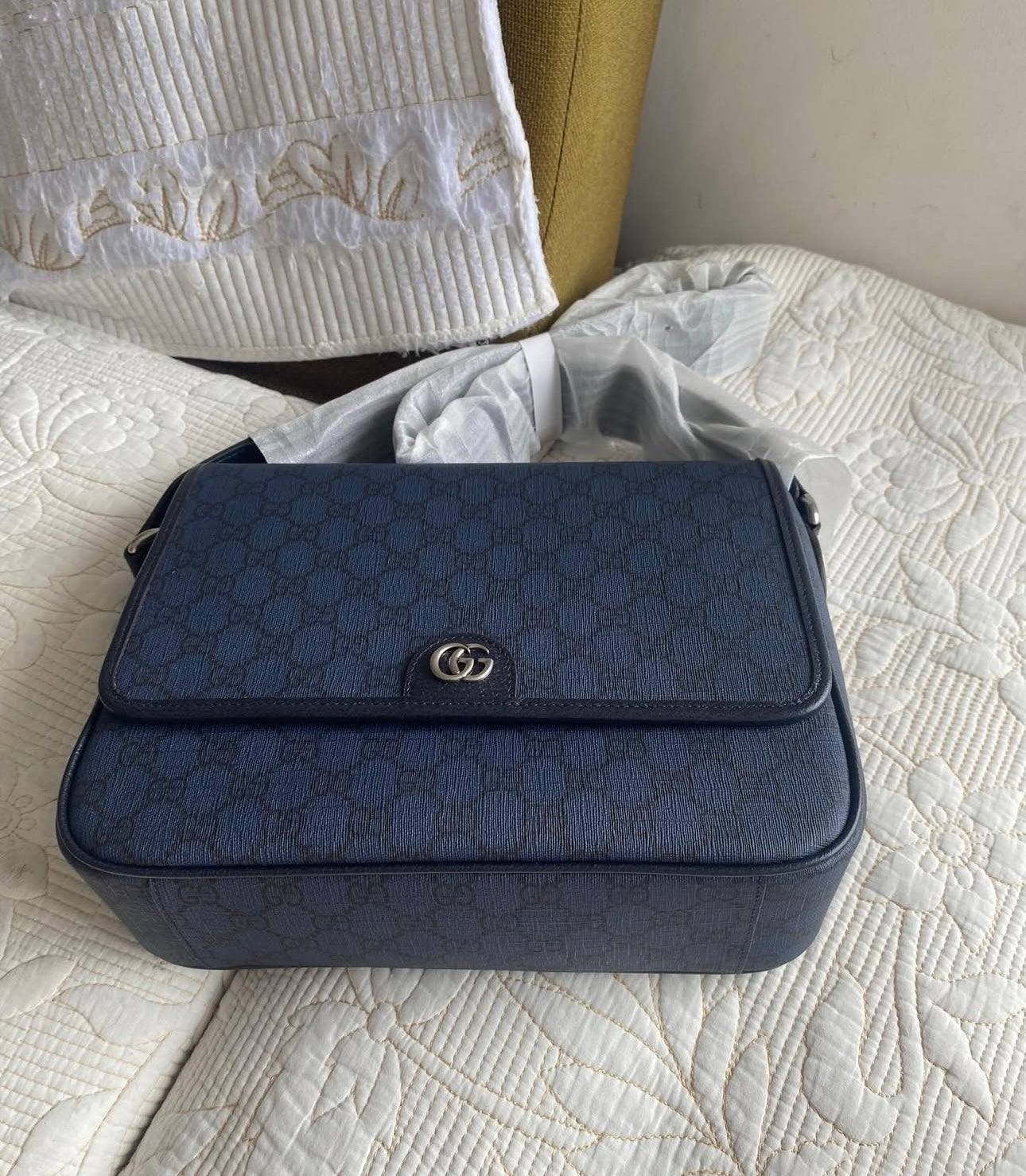 Ophidia medium messenger bag