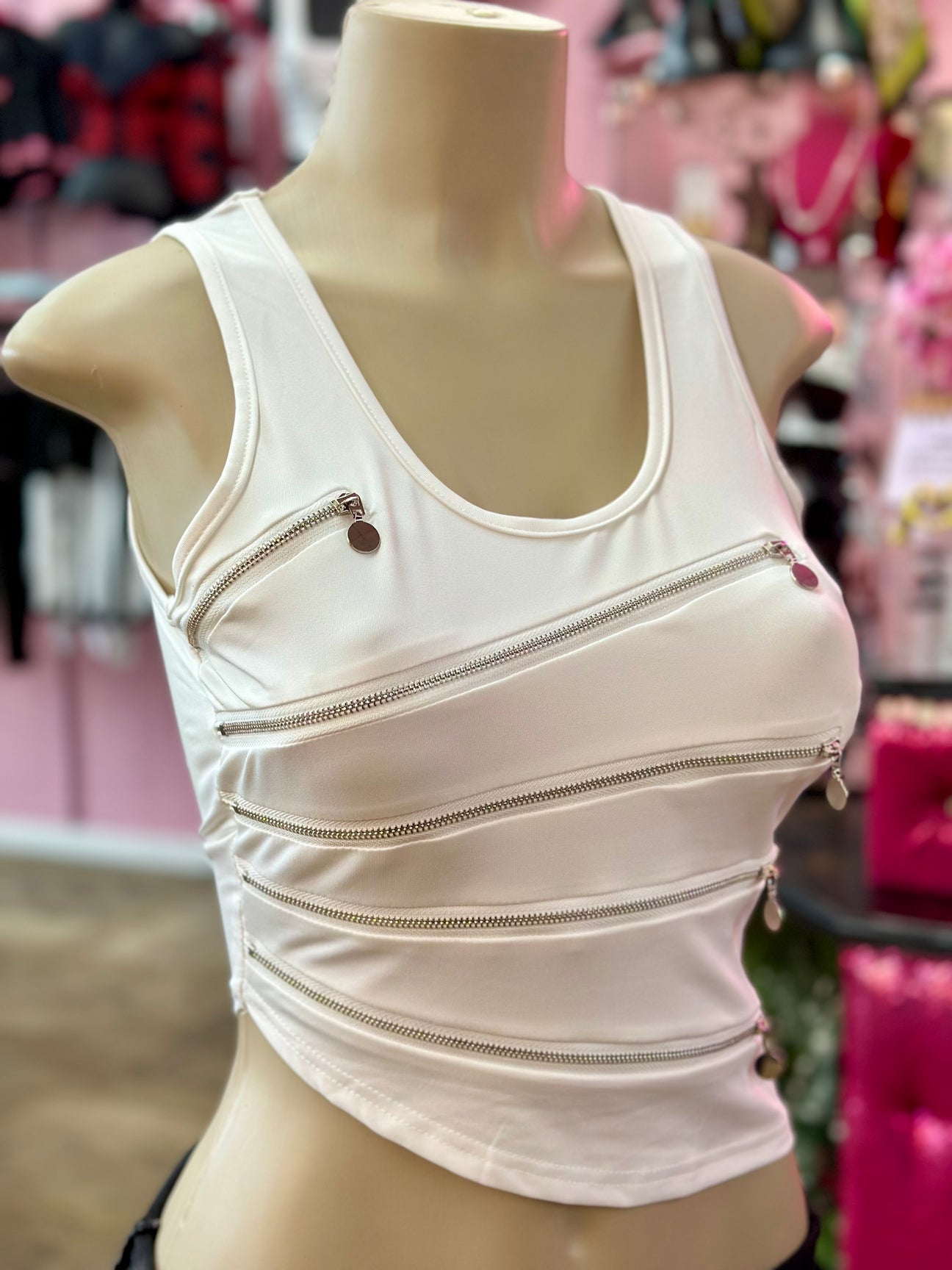 White | Zip Sauce Top