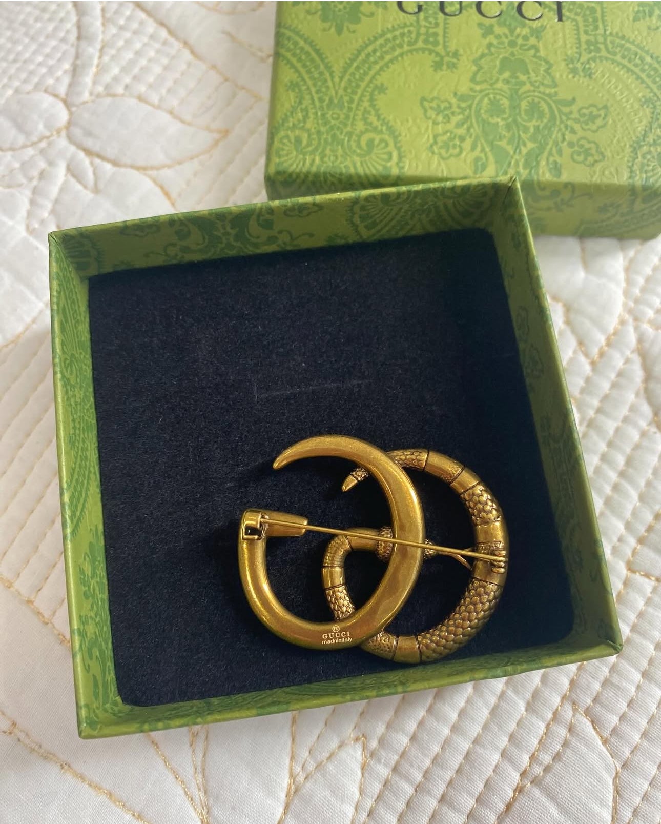 GG SNAKE BROOCH