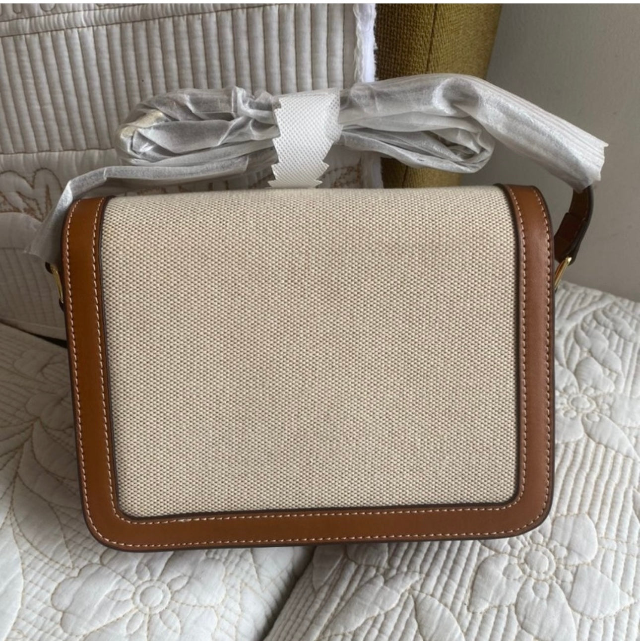 CLASSIQUE TRIOMPHE BAG IN TEXTILE AND CALFSKIN NATURAL / TAN