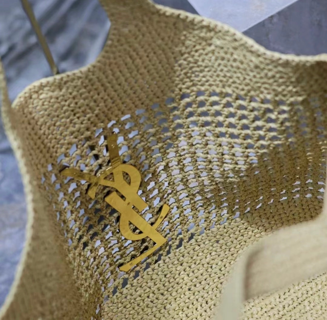 ICARE IN RAFFIA