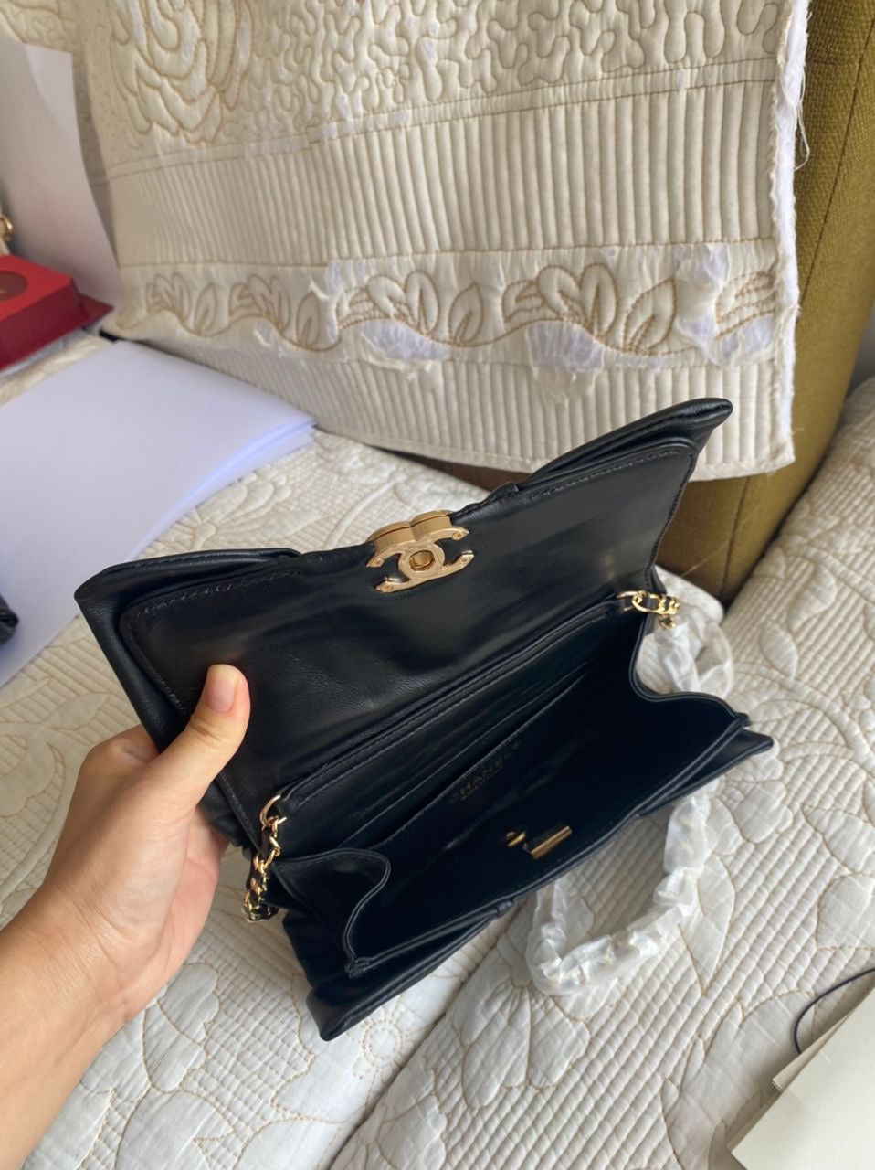 Coco Bow Chain Clutch