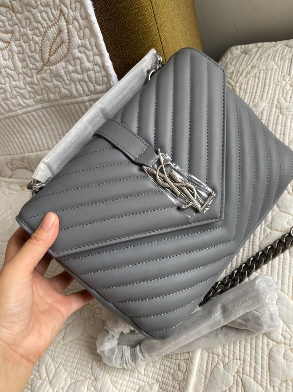 SAC CHAÎNE MOYEN COLLEGE GRIS EN CUIR MATELASSÉ