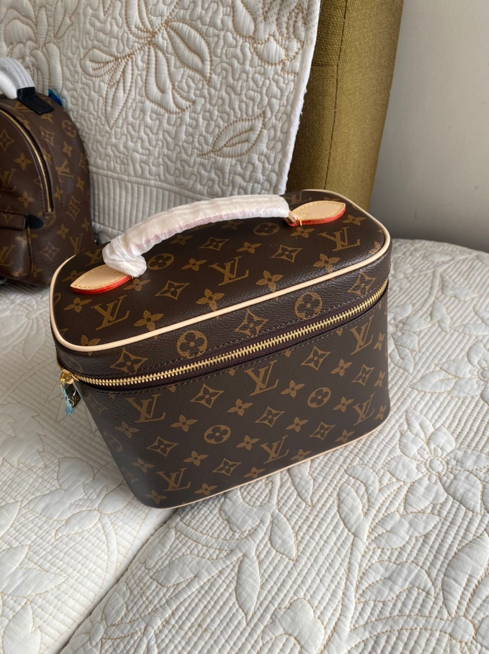 Jolie mini trousse de toilette