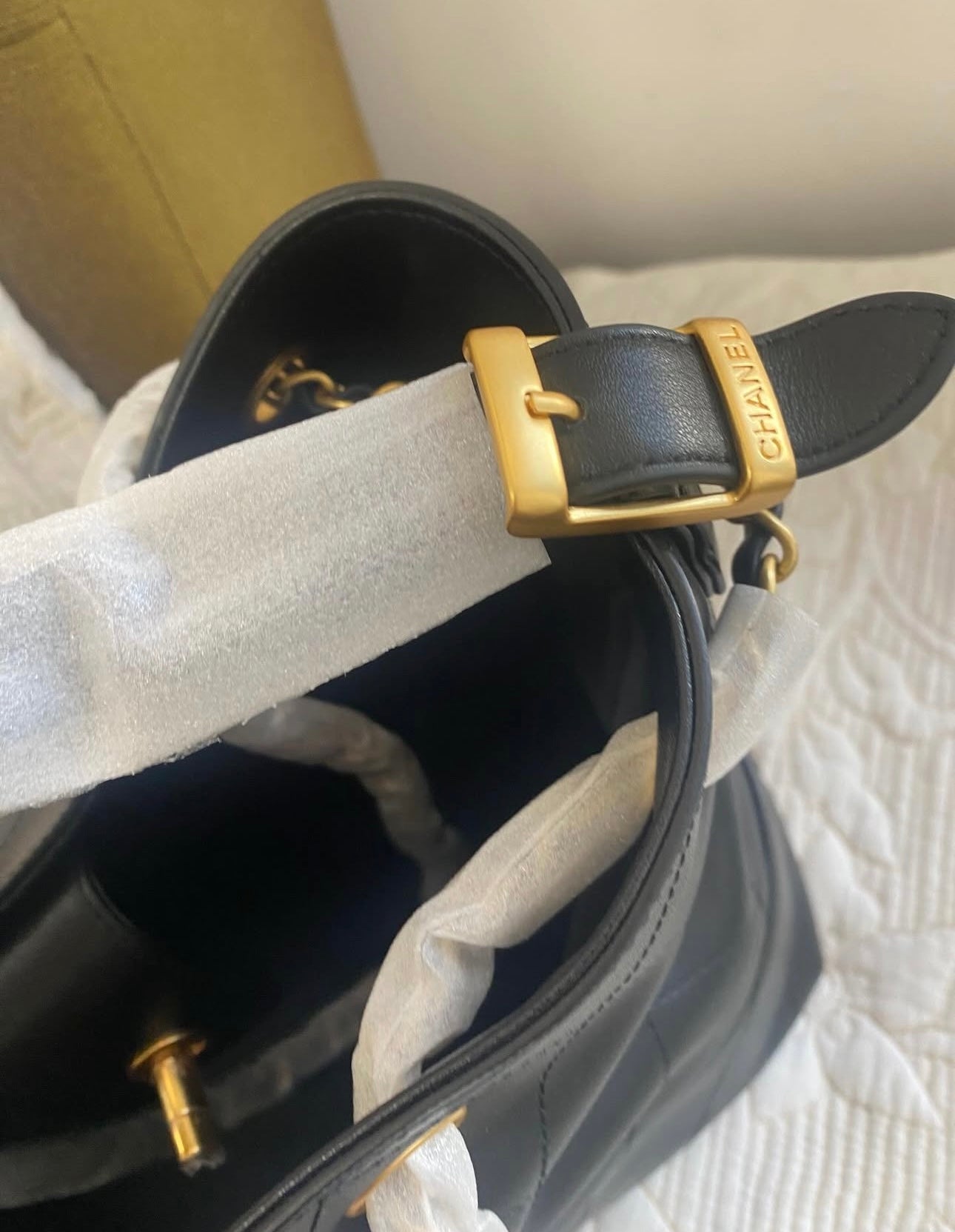 Coco SHOPPING BAG Calfskin & Gold-Tone Metal Black