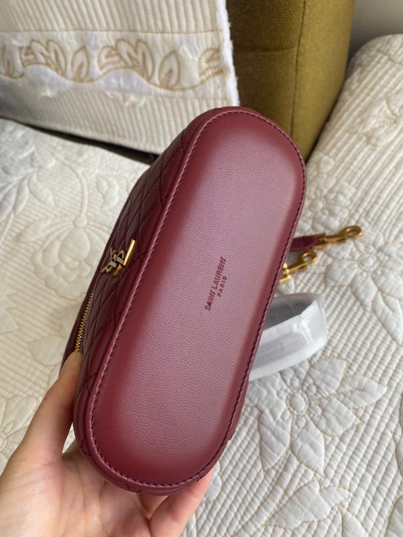 Gaby Mini Vanity Case in Quilted Leather with Gold Hardware