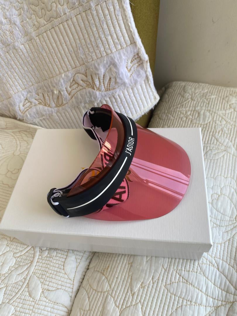 Visera Dior