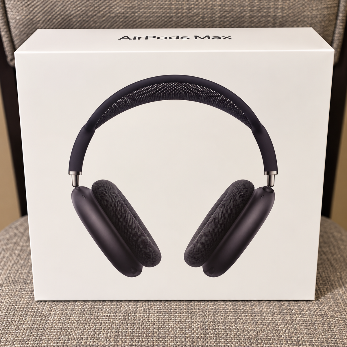 Apple AirPods in Midnight