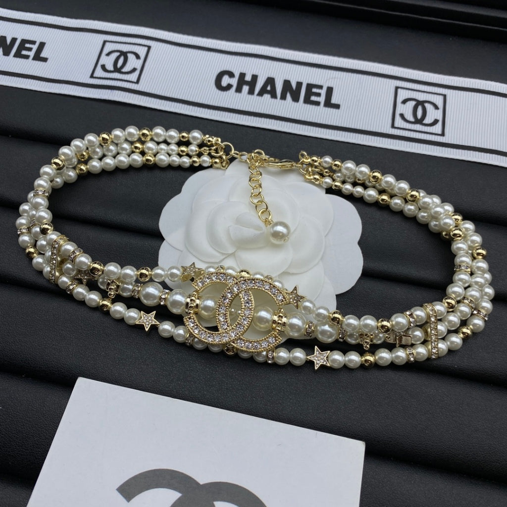 Coco Pearl & Star Choker
