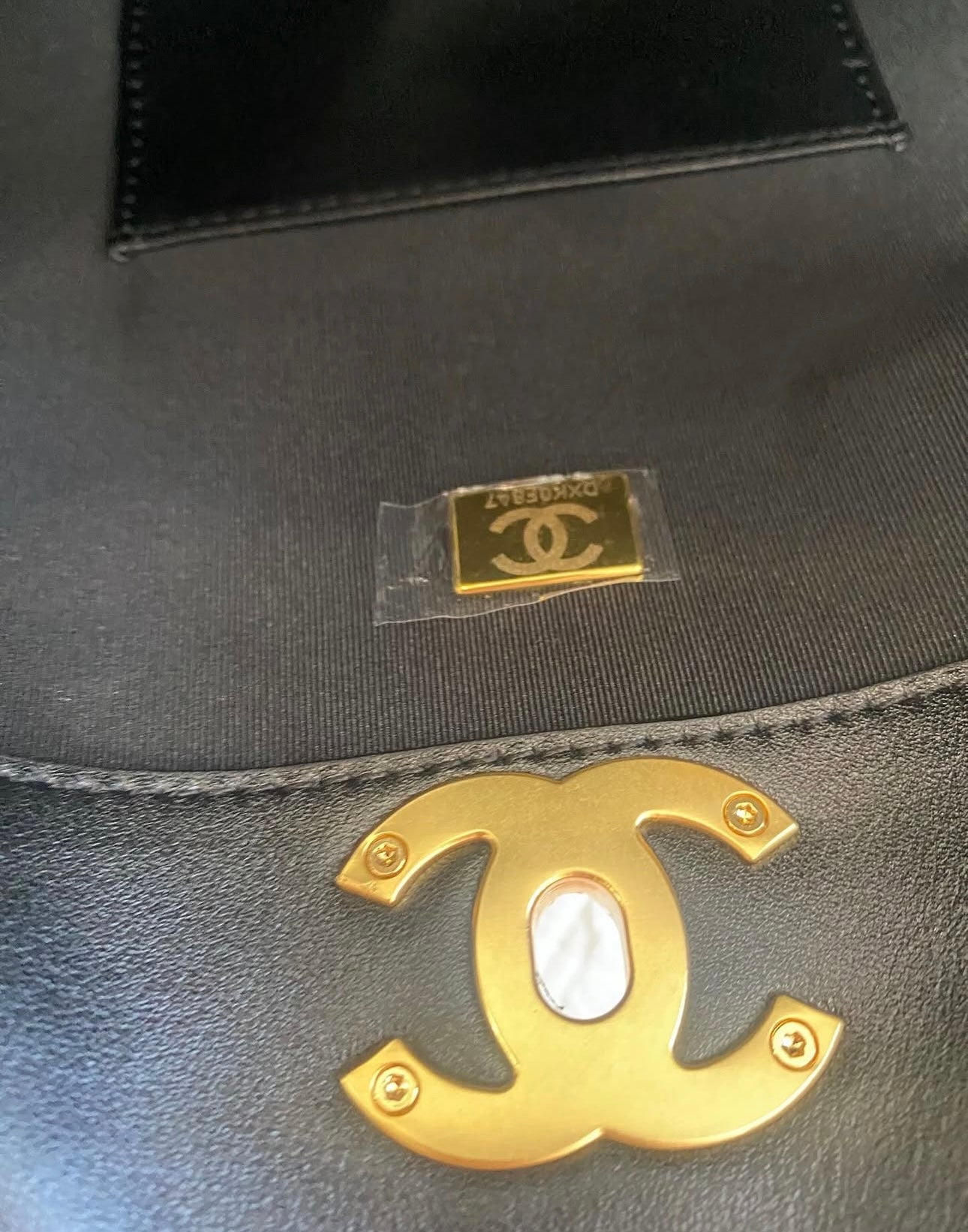 Coco SHOPPING BAG Calfskin & Gold-Tone Metal Black