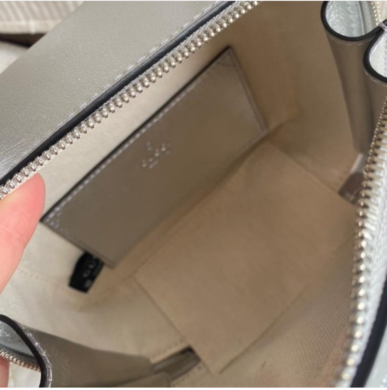 GG METALLIC SILVER BLONDIE SHOULDER BAG