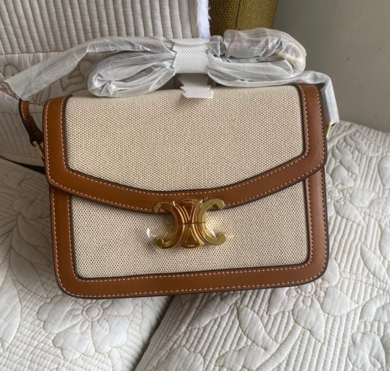 CLASSIQUE TRIOMPHE BAG IN TEXTILE AND CALFSKIN NATURAL / TAN