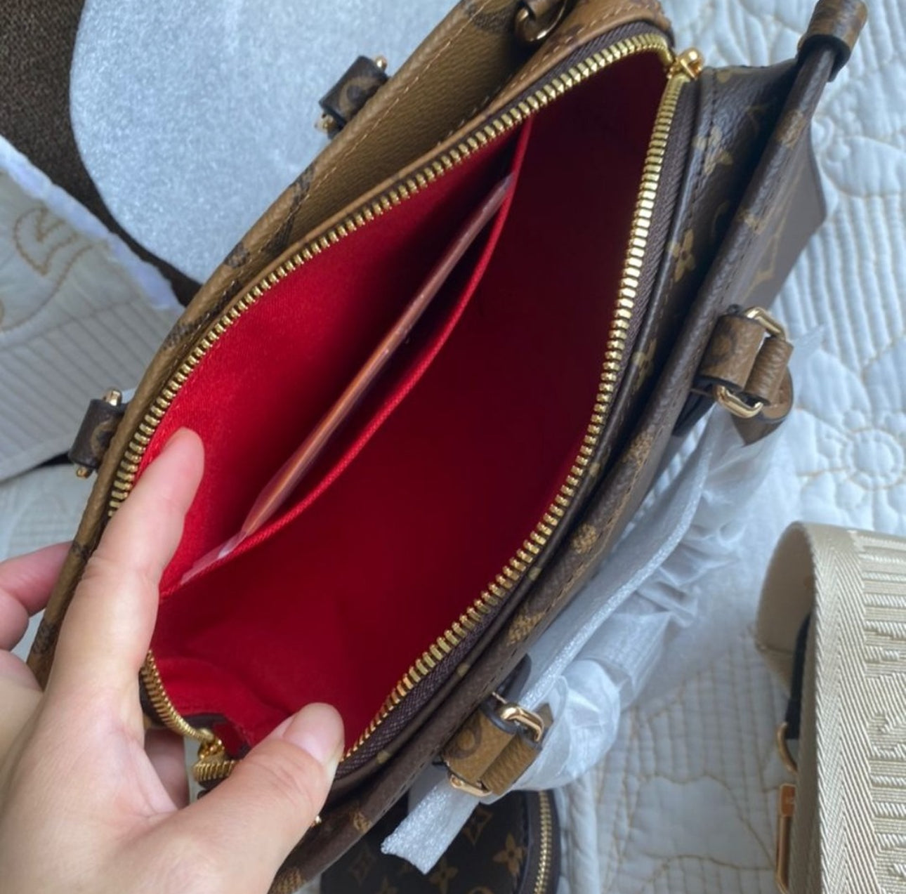 Monogramme Est Ouest OnTheGo