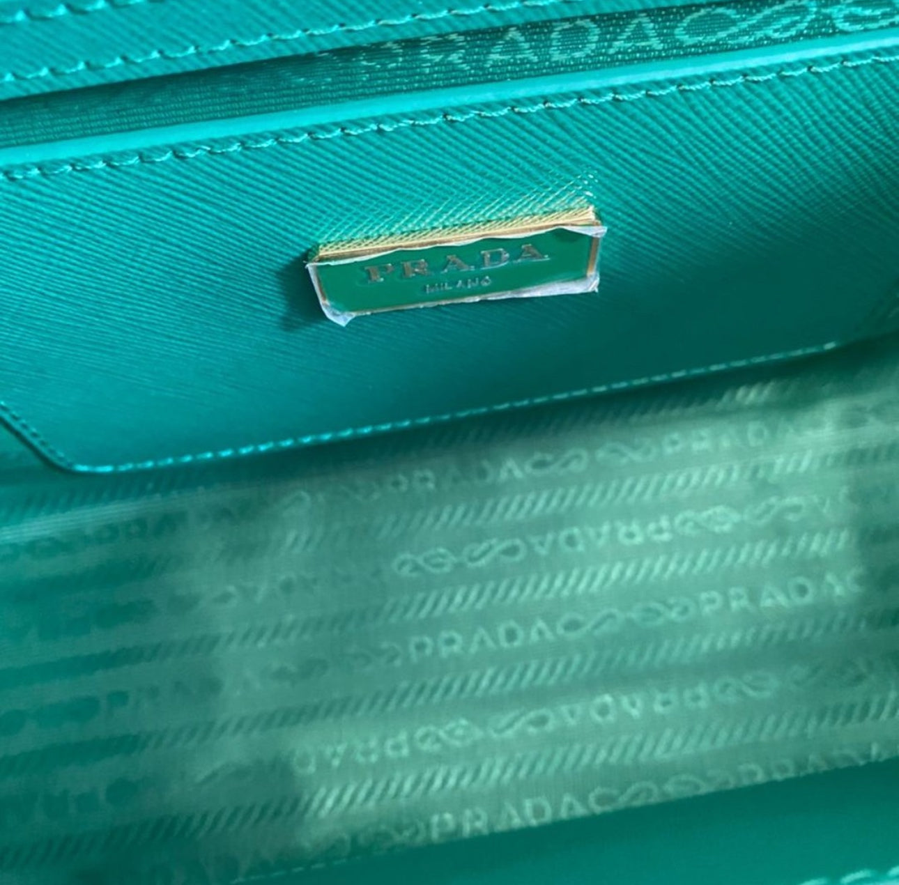 Medium Galleria Saffiano leather bag