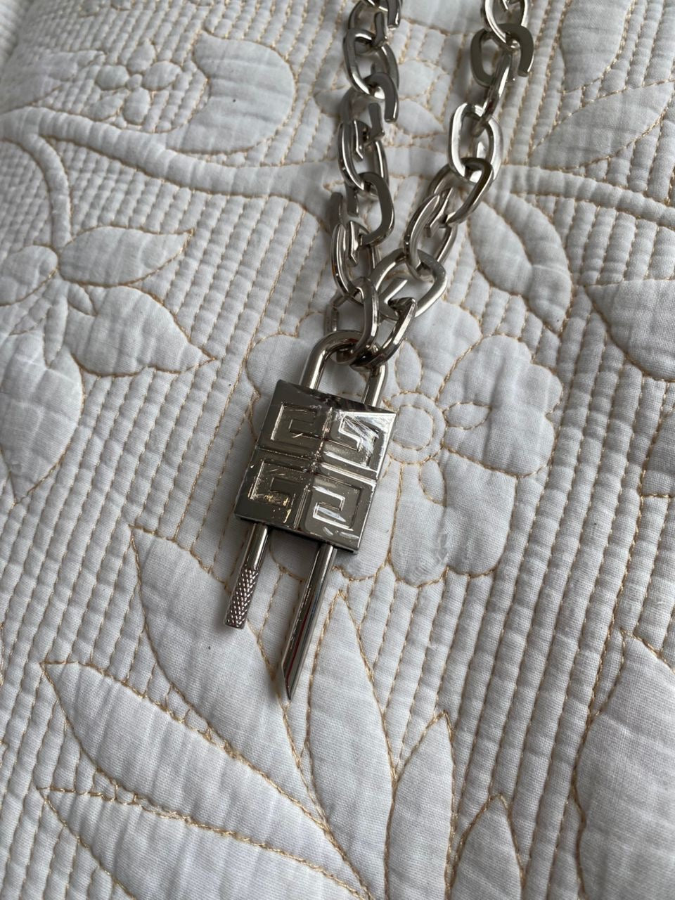 Collar de cadena de Givench