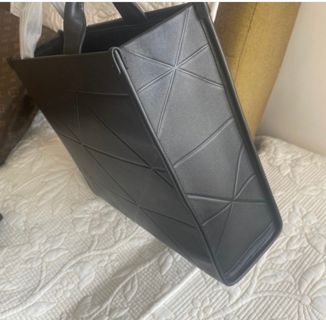 Sac Symbole moyen en cuir avec surpiqûres