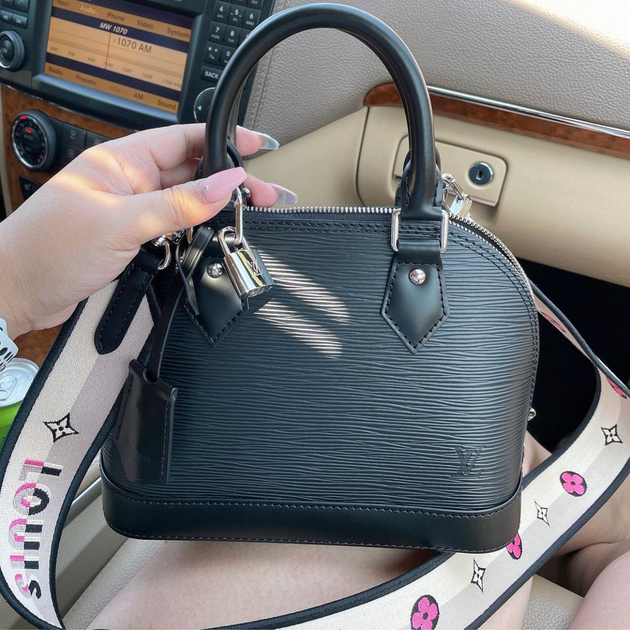 Cuir Epi Noir Alma BB (2 Sangles)