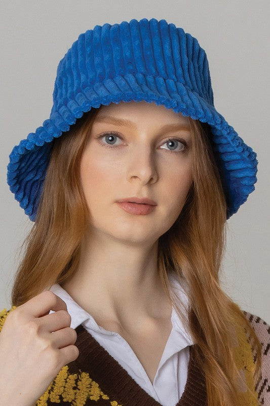 Gorro tipo pescador de pana lisa (más colores)