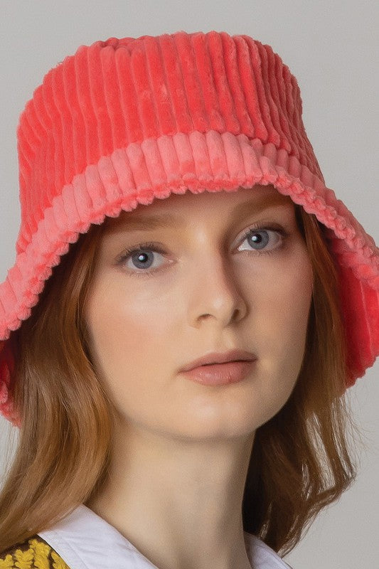Gorro tipo pescador de pana lisa (más colores)