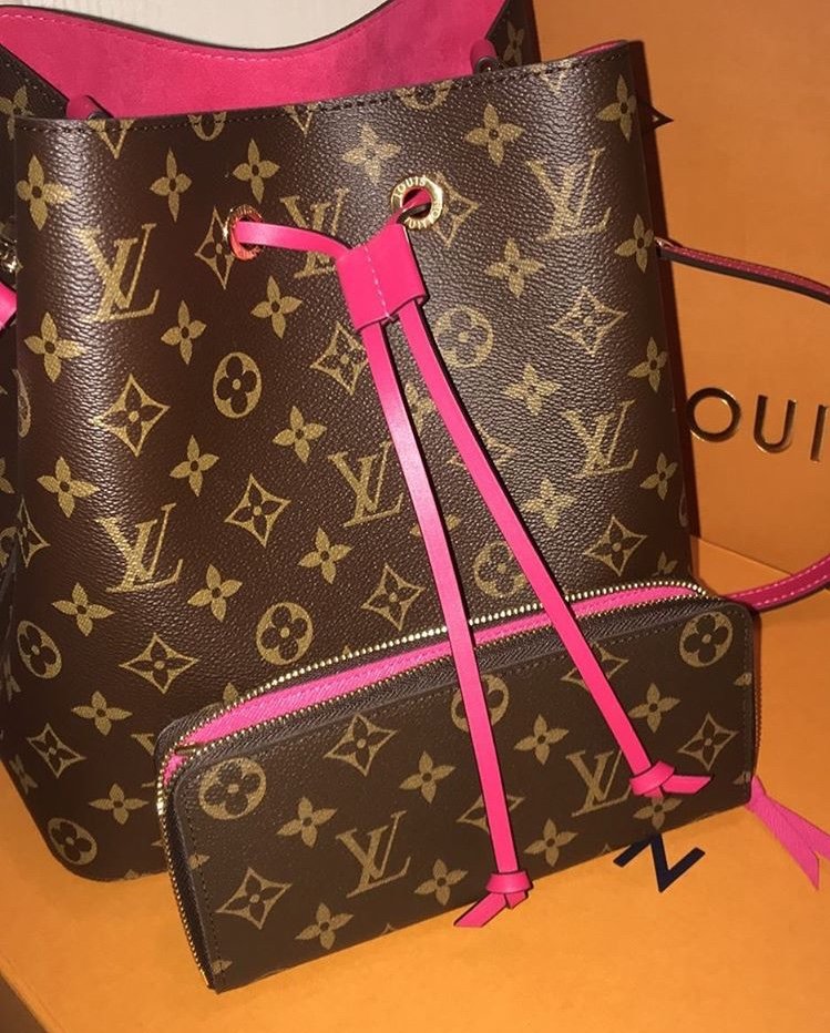 Neo Bucket Bag