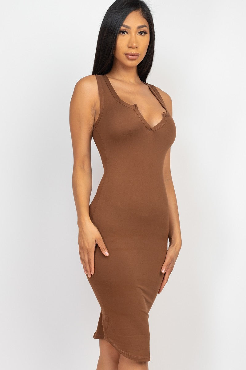 Vestido sin mangas con cuello en V hasta la rodilla