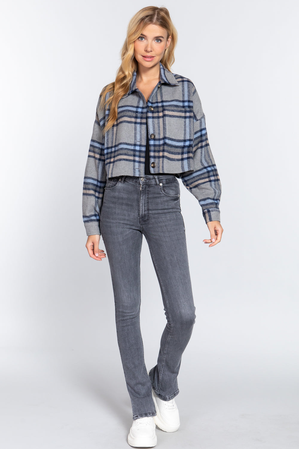 Veste courte surdimensionnée à carreaux