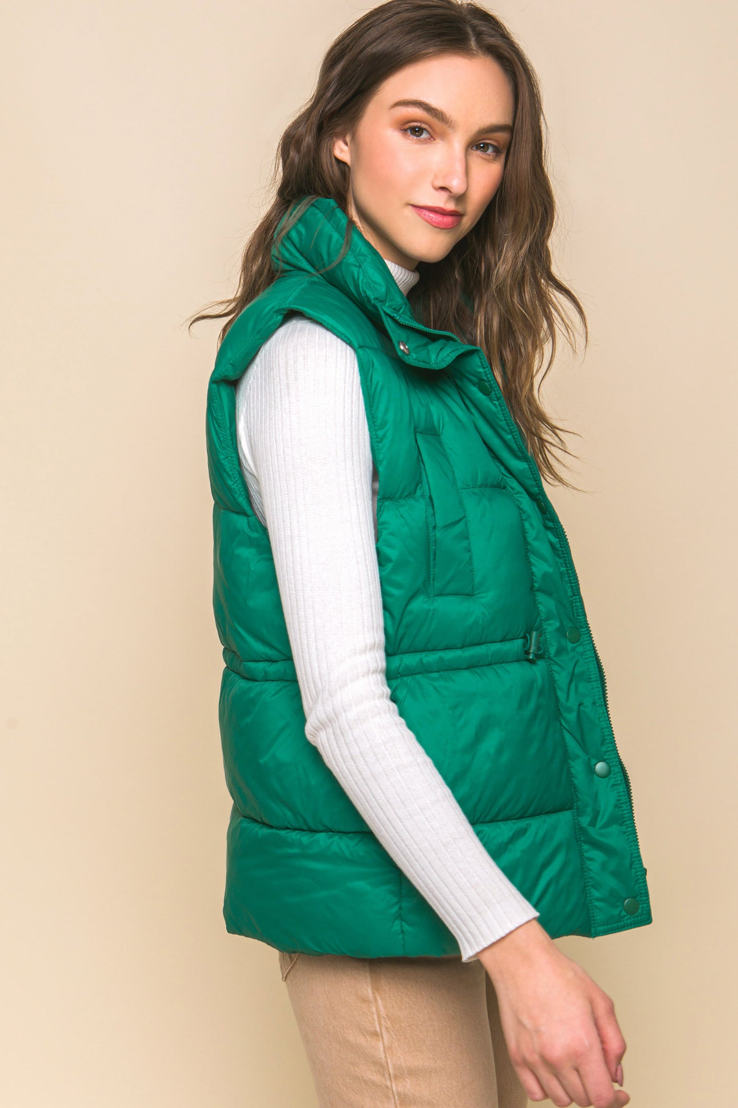Gilet doudoune boutonné zippé avec bascules à la taille (5 couleurs)