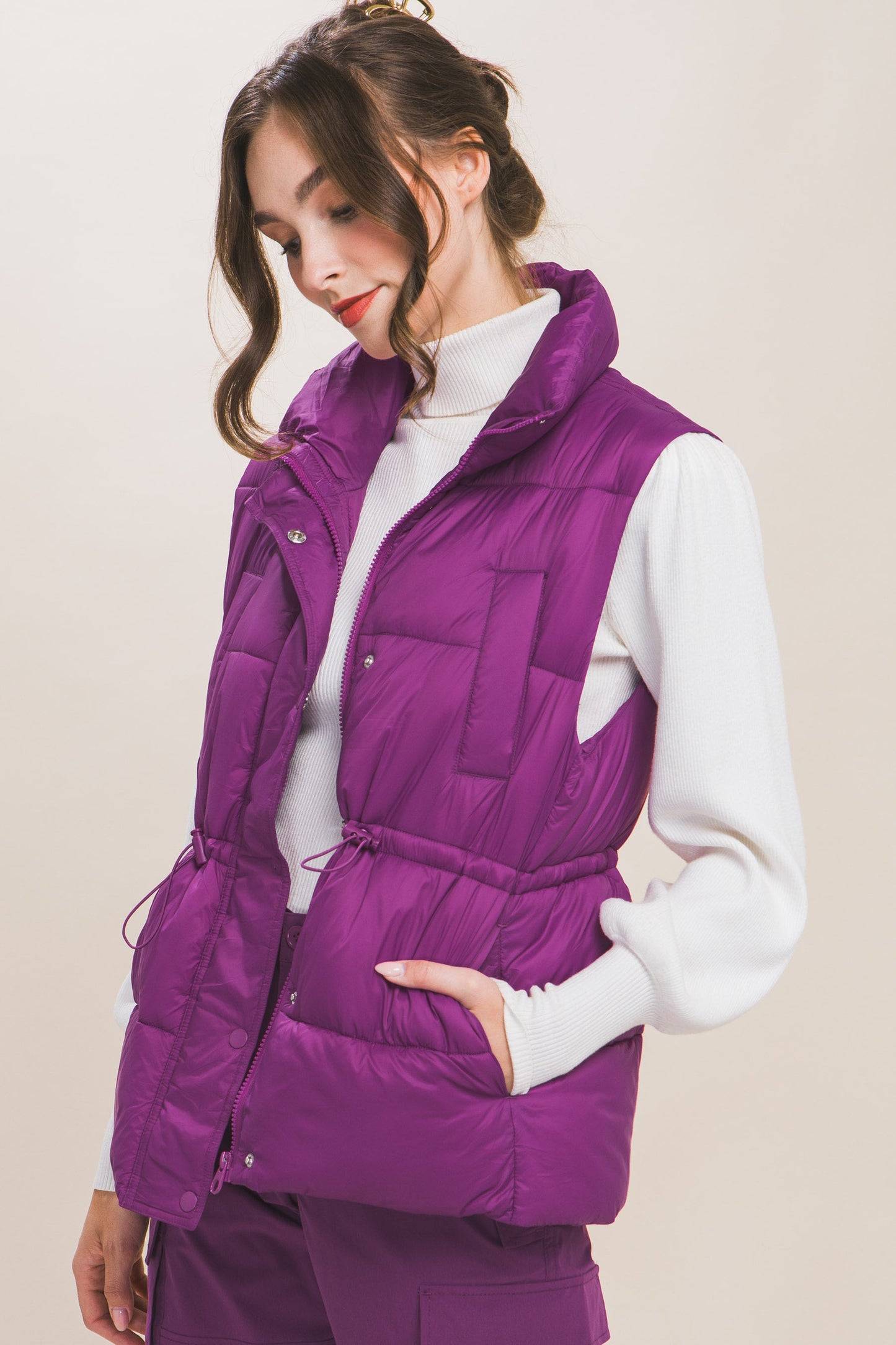 Gilet doudoune boutonné zippé avec bascules à la taille (5 couleurs)