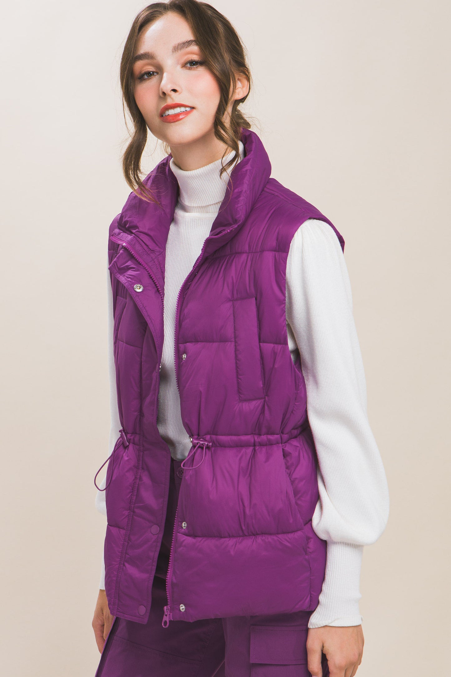 Gilet doudoune boutonné zippé avec bascules à la taille (5 couleurs)