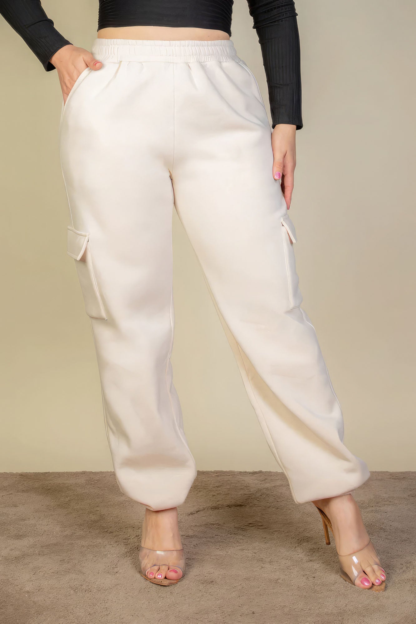 Pantalon de survêtement avec cordon de serrage et poche latérale de grande taille (4 couleurs)