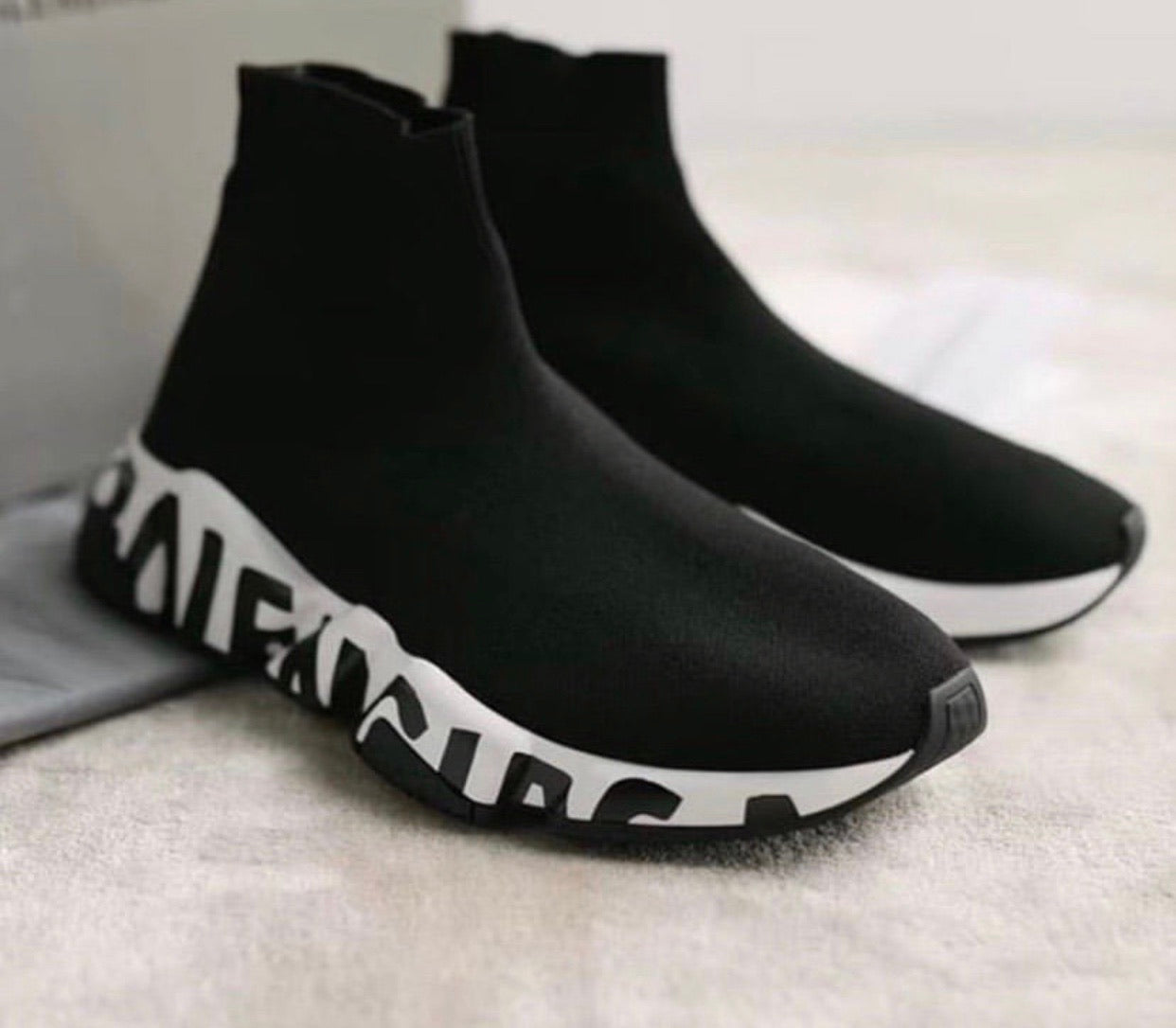 Zapatillas BB Graffiti blanco + negro