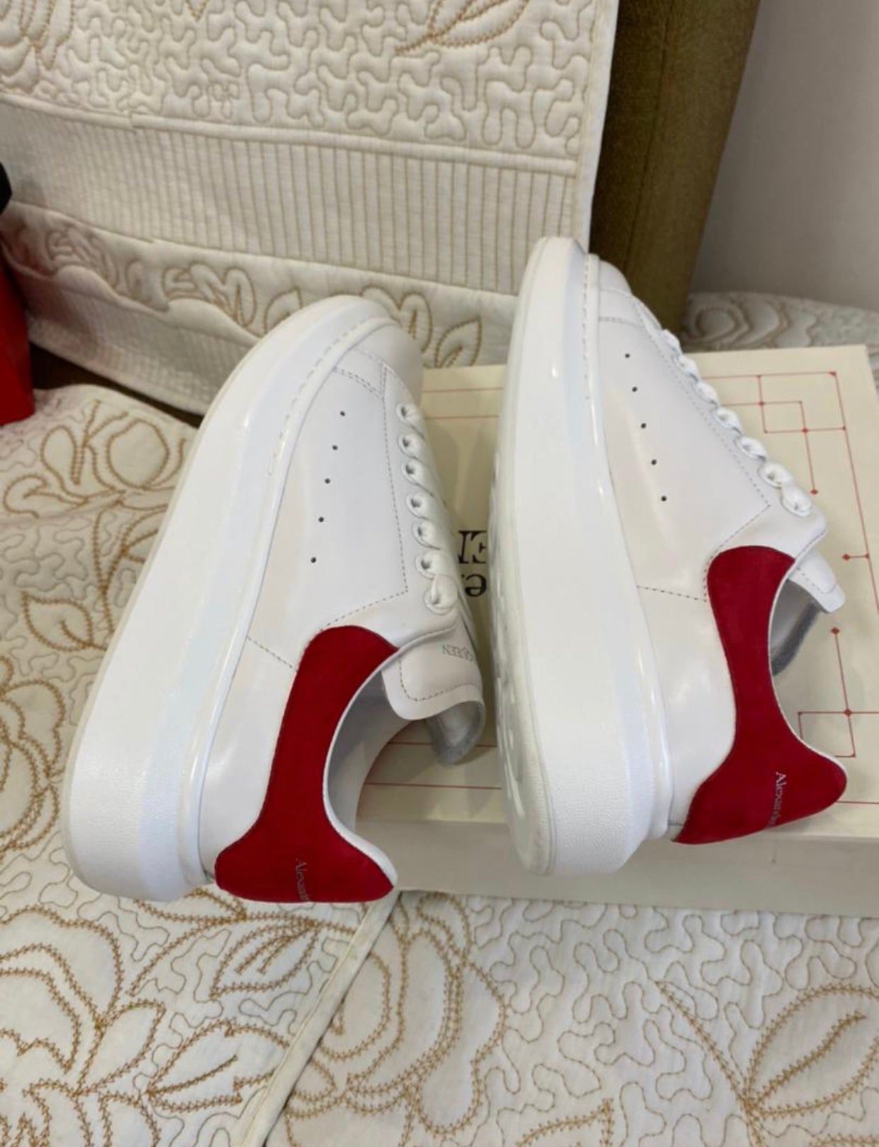 McQueen rojo de gran tamaño