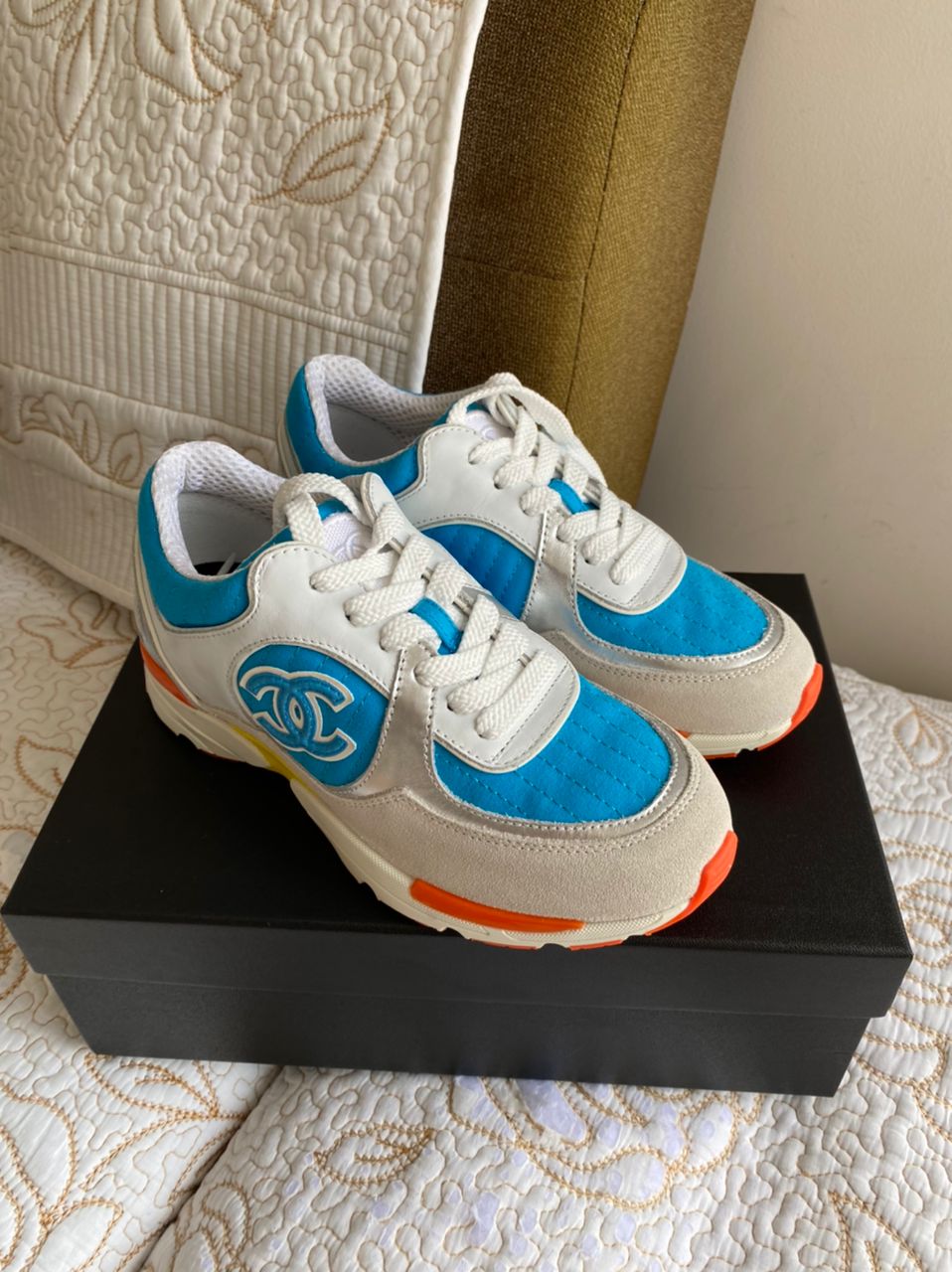 Zapatilla Coco Puntada Azul Naranja