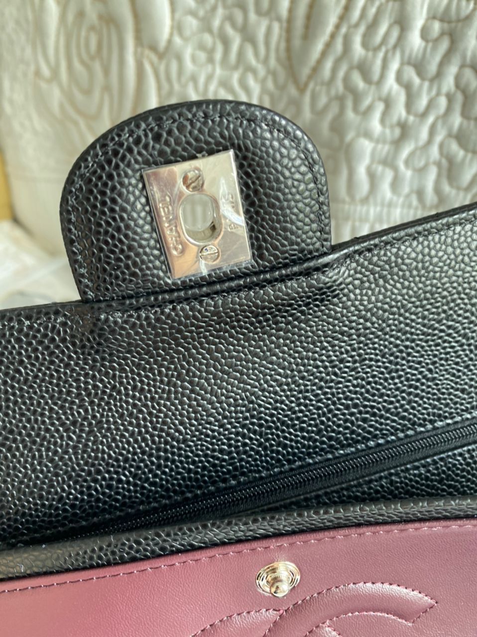 PETIT sac à rabat Cavier matelassé noir