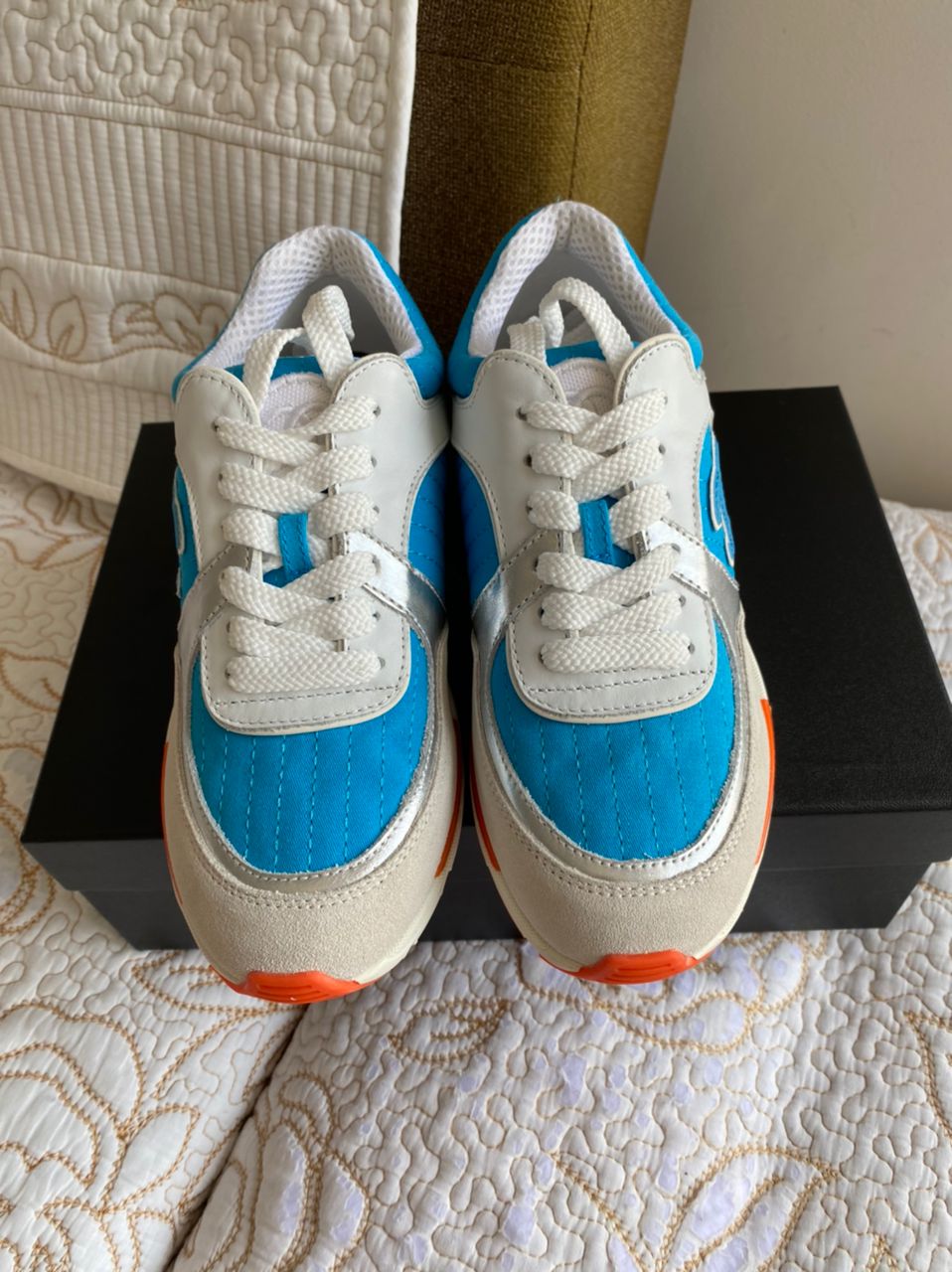 Zapatilla Coco Puntada Azul Naranja