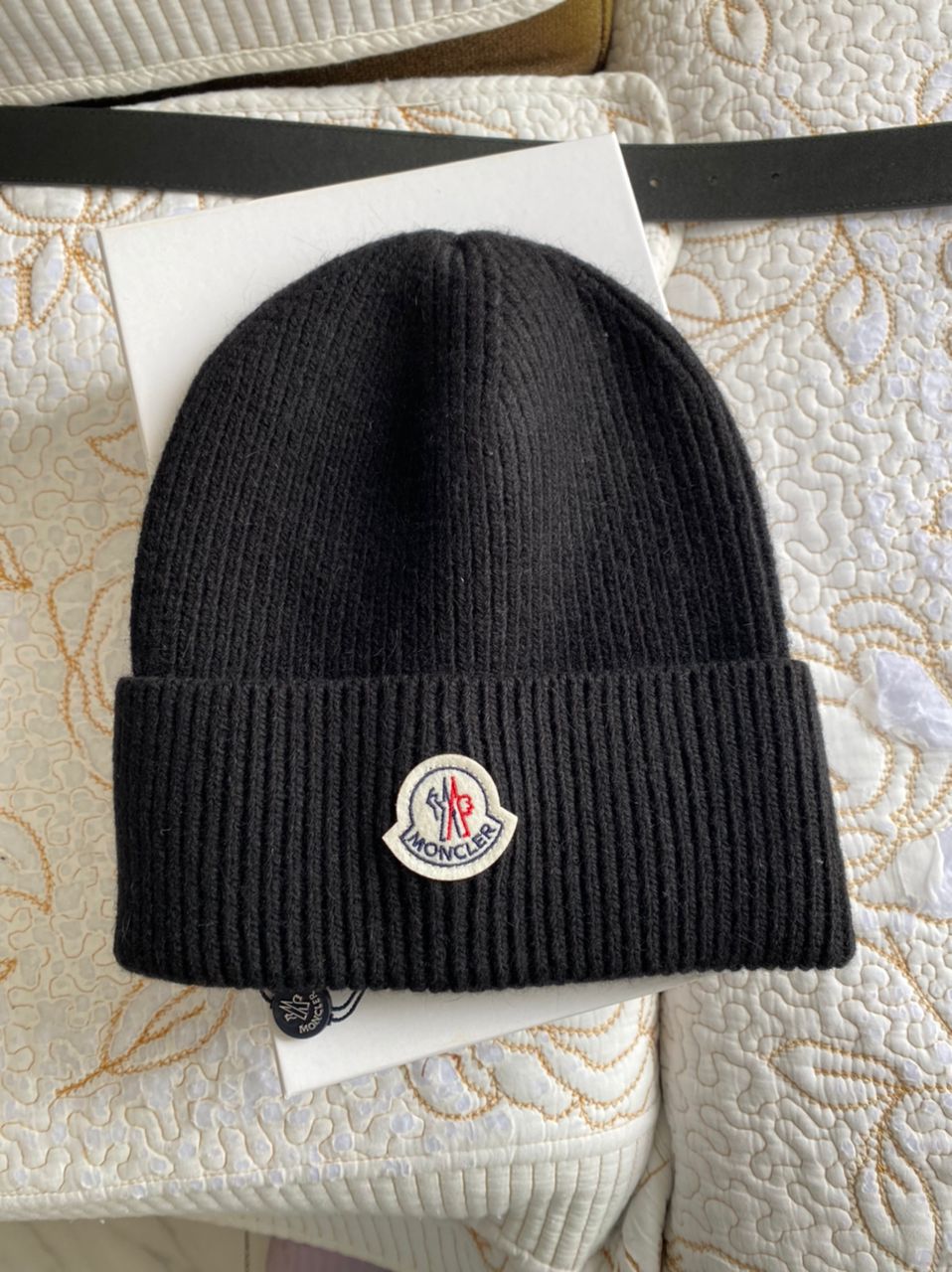 Gorro de punto acanalado
