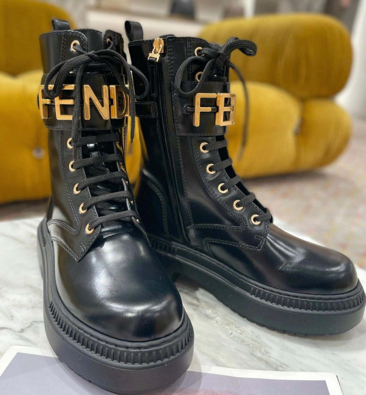Combo bottes motard + sac en cuir noir FF