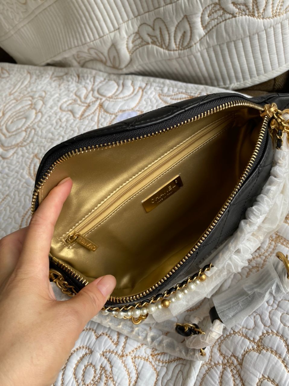 Sac banane noir à chaîne Coco