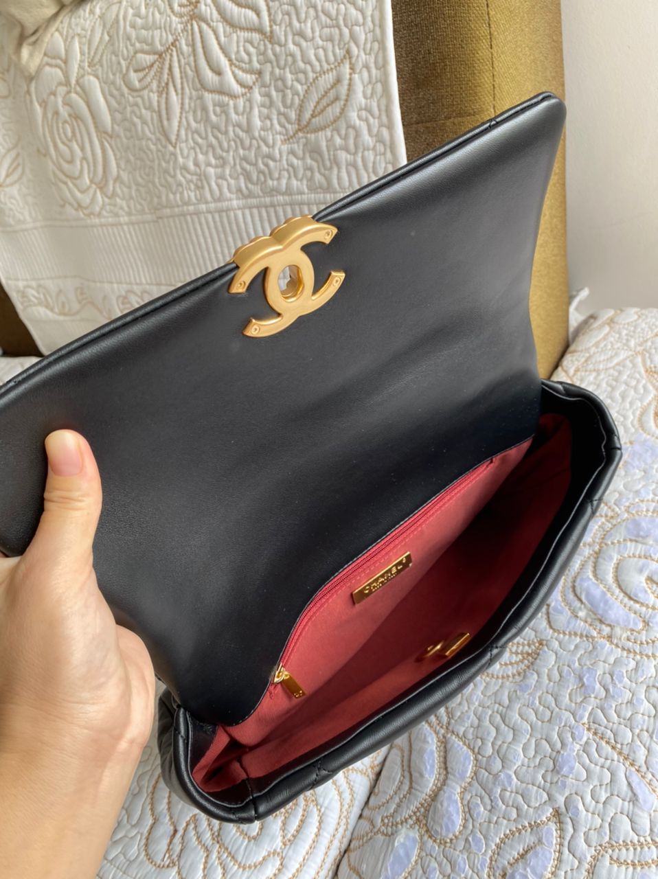 Sac à rabat noir 19