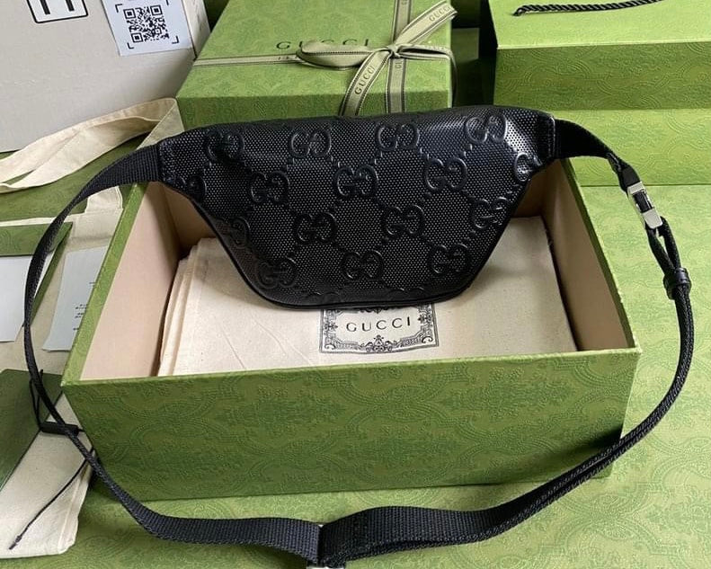 Sac banane embossé GG
