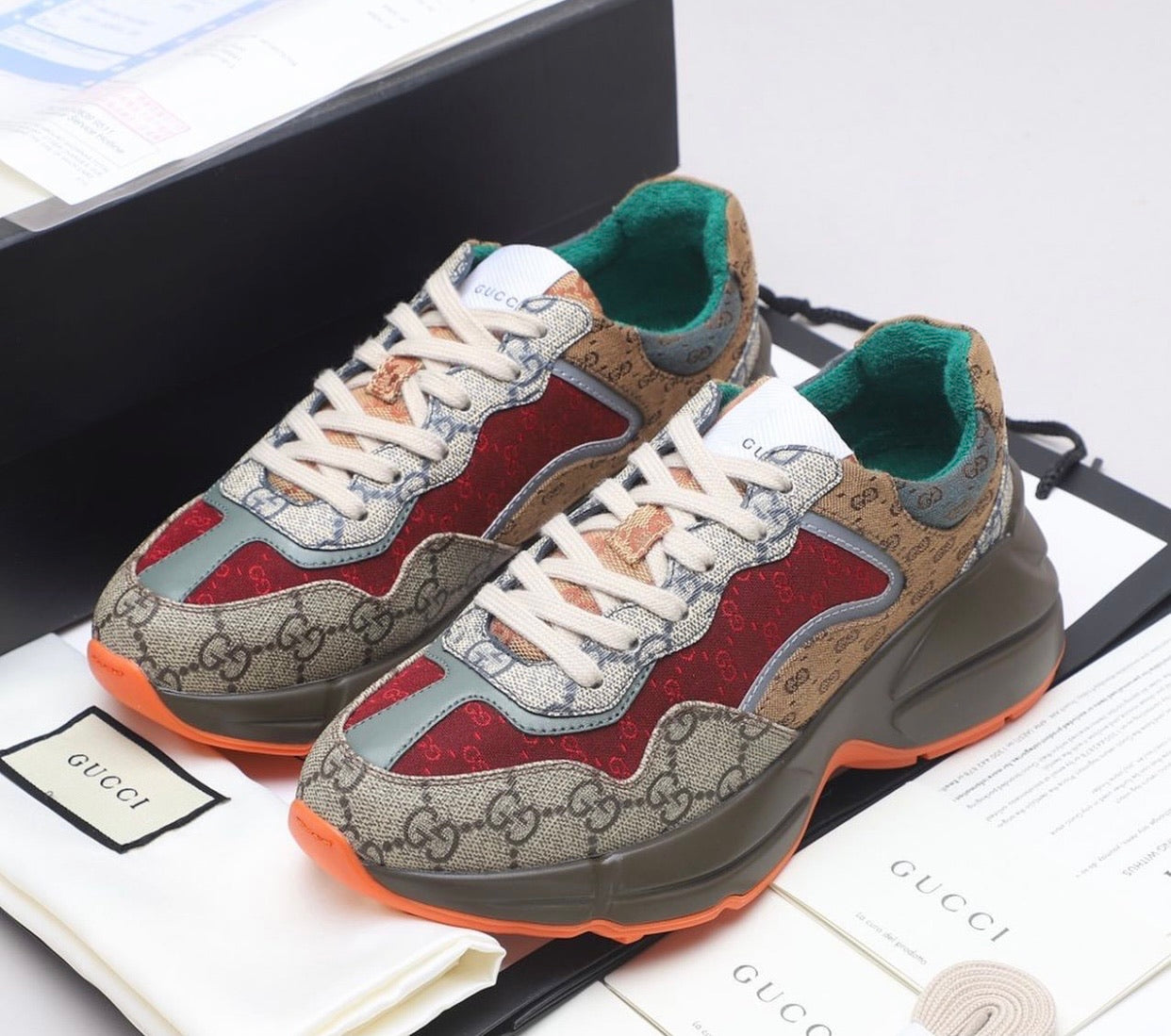 Zapatillas Rhyton marrones