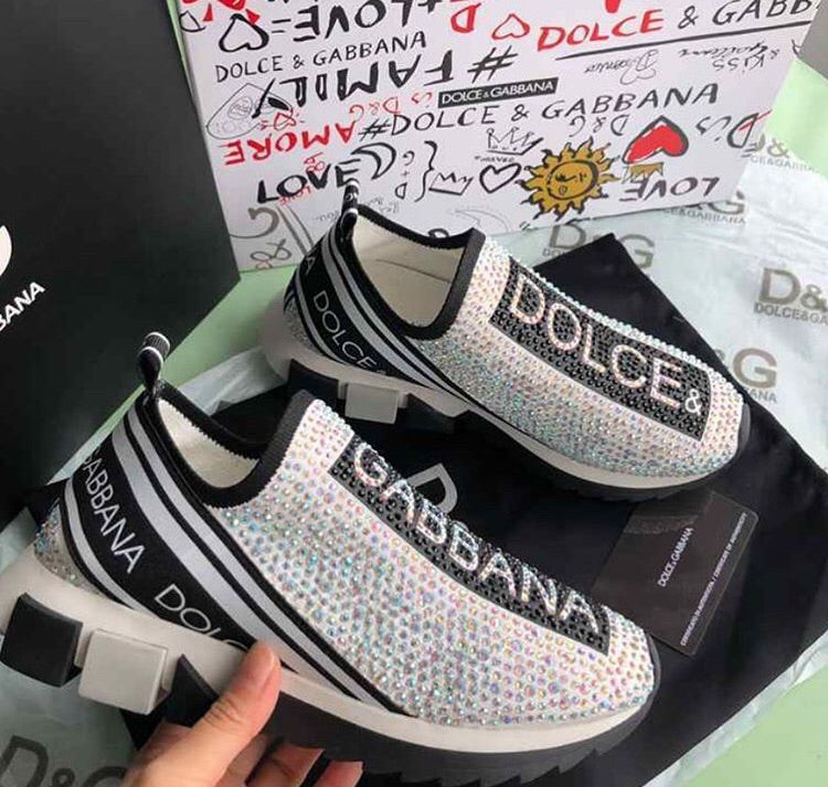 Zapatilla brillante Bana