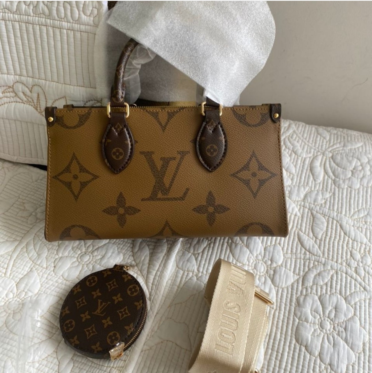 Monogramme Est Ouest OnTheGo