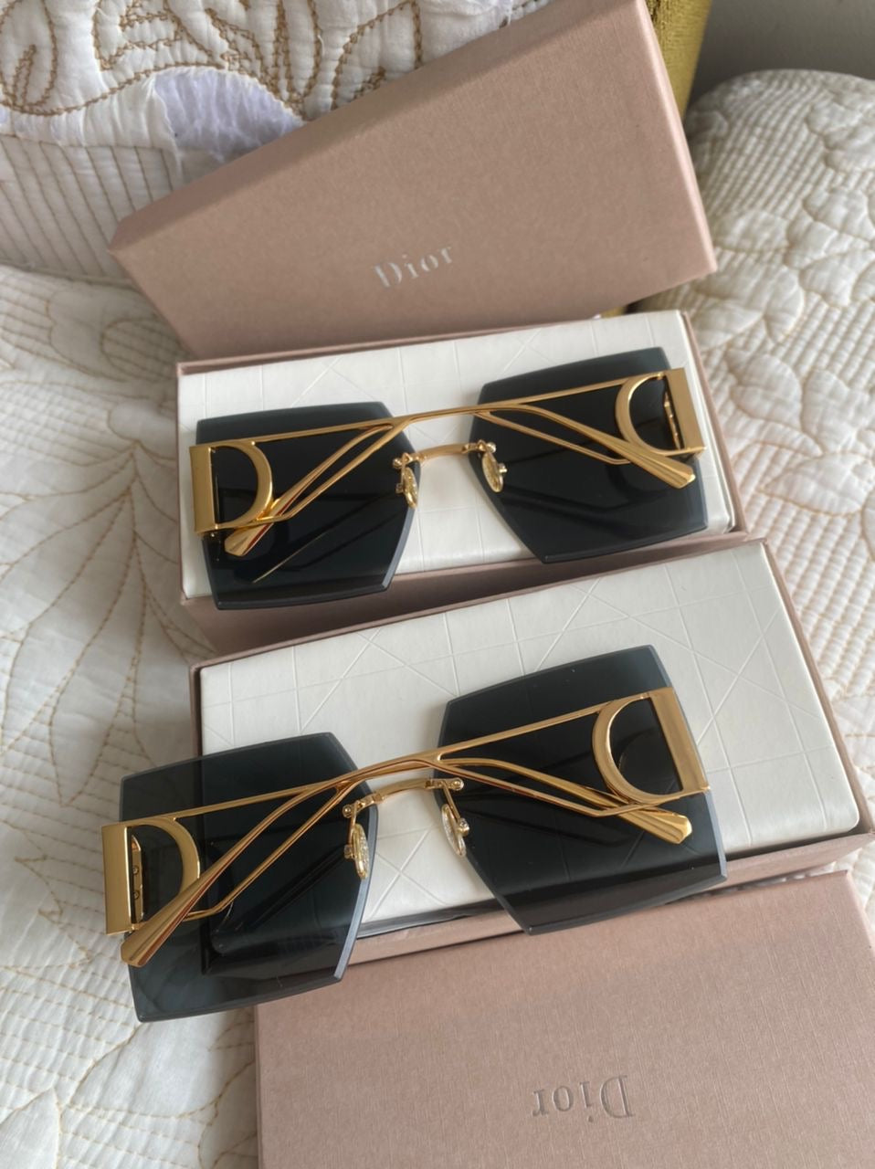 BLACK DIOR MONTAIGNE SUNGLASSES